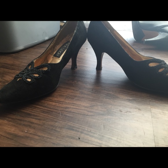 BLACK HEELS - Picture 6 of 8